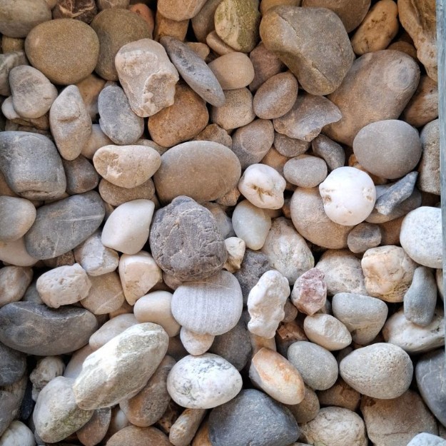 Afbeeldingen van Moraine grind 16 \ 32 mm per 1000 kg